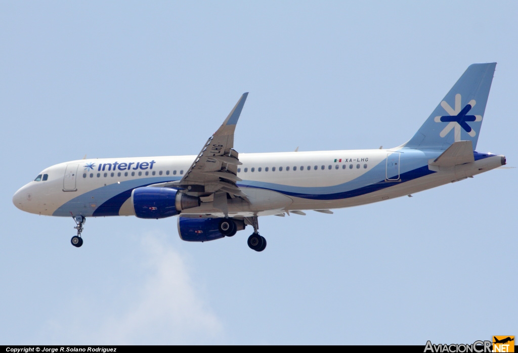 XA-LHG - Airbus A320-214 - Interjet