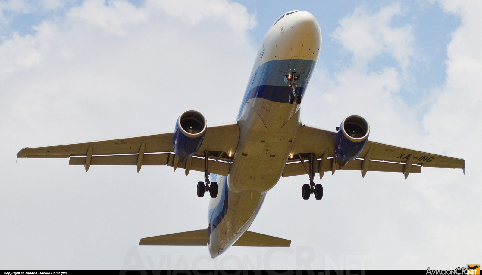 XA-ING - Airbus A320-214 - Interjet