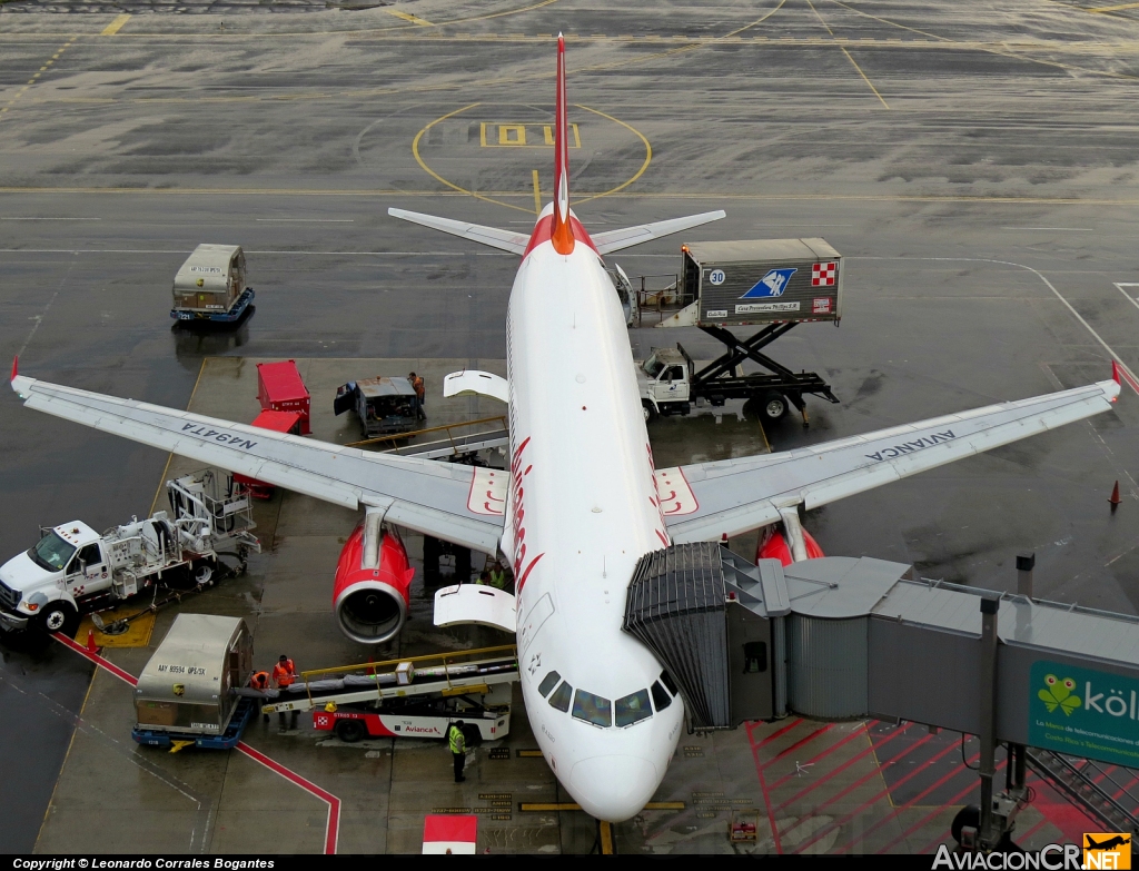 N494TA - Airbus A320-233 - Avianca