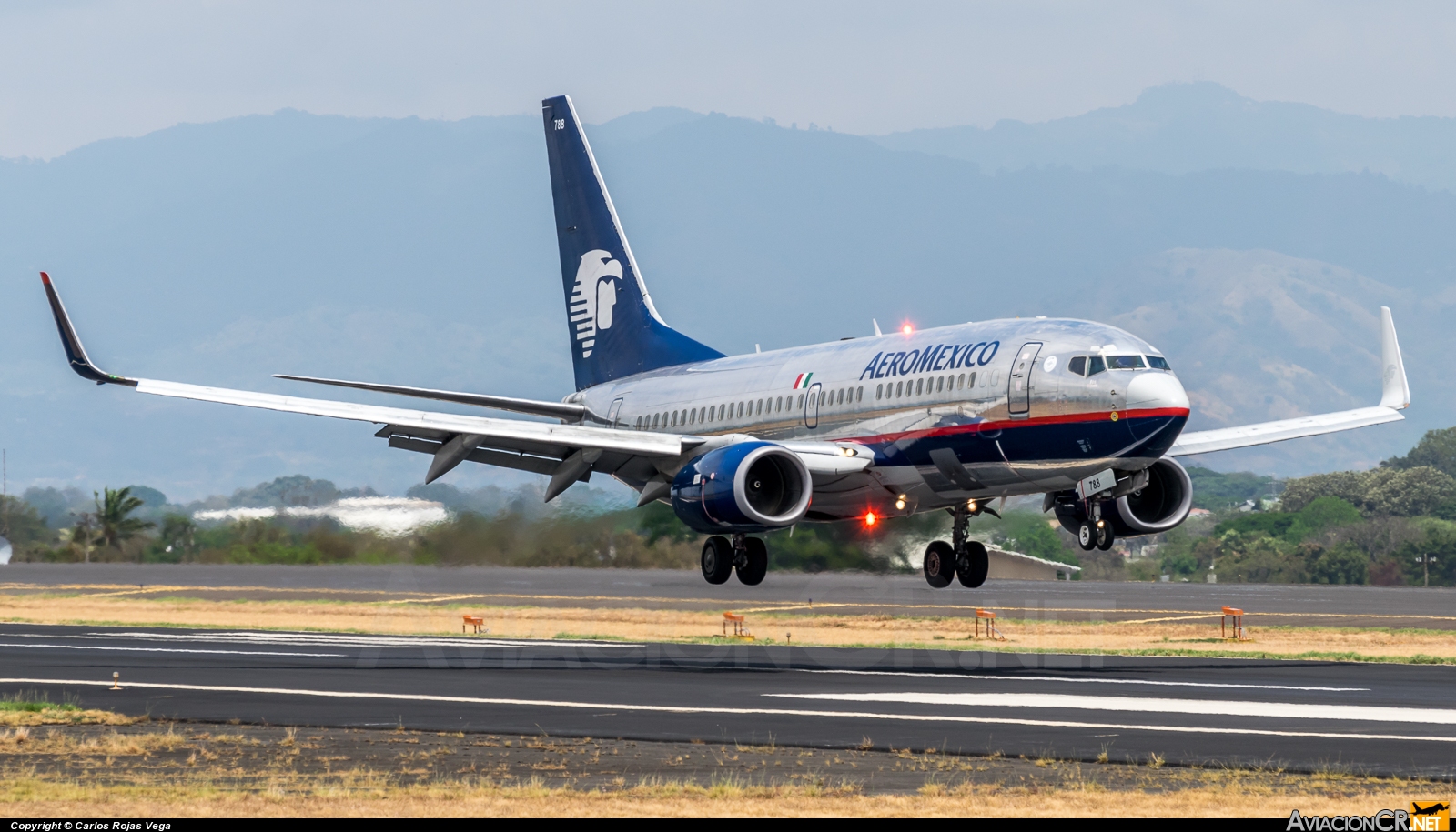 N788XA - Boeing 737-752 - Aeromexico