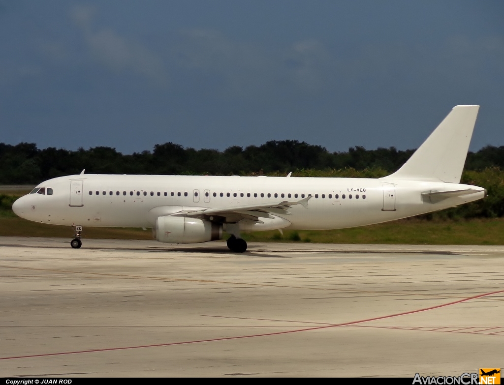 LY-VEQ - Airbus A320-232 - Avion Express
