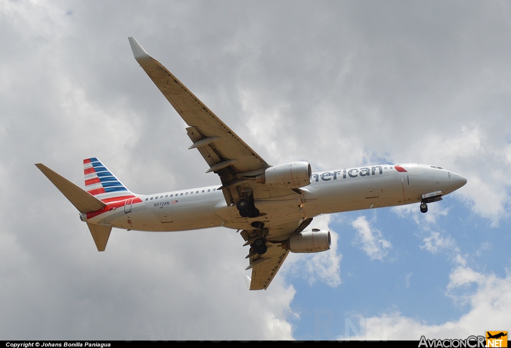 N972AN - Boeing 737-823 - American Airlines