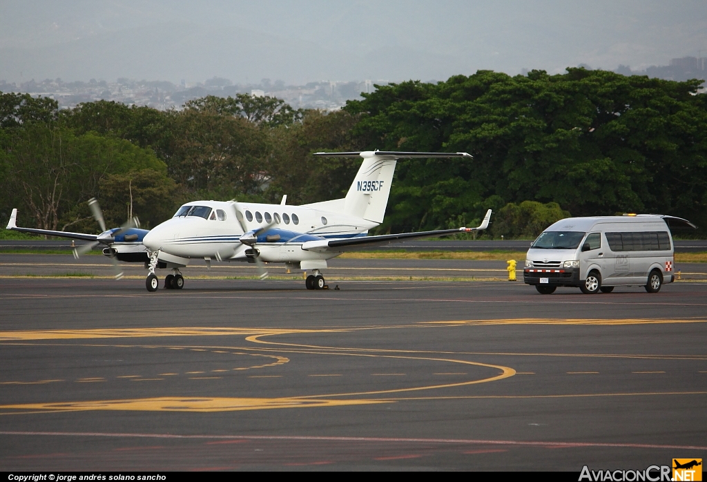 N395CF - Beechcraft Super King Air 350 (B300) - Privado