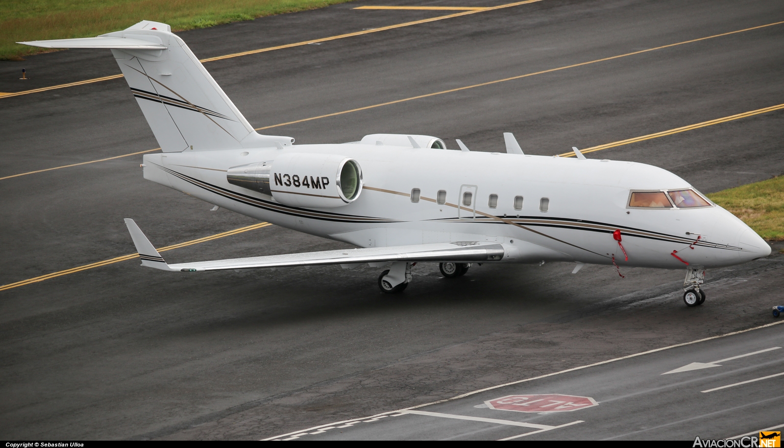 N384MP - Canadair CL-600-2B16 Challenger 604 - Privado