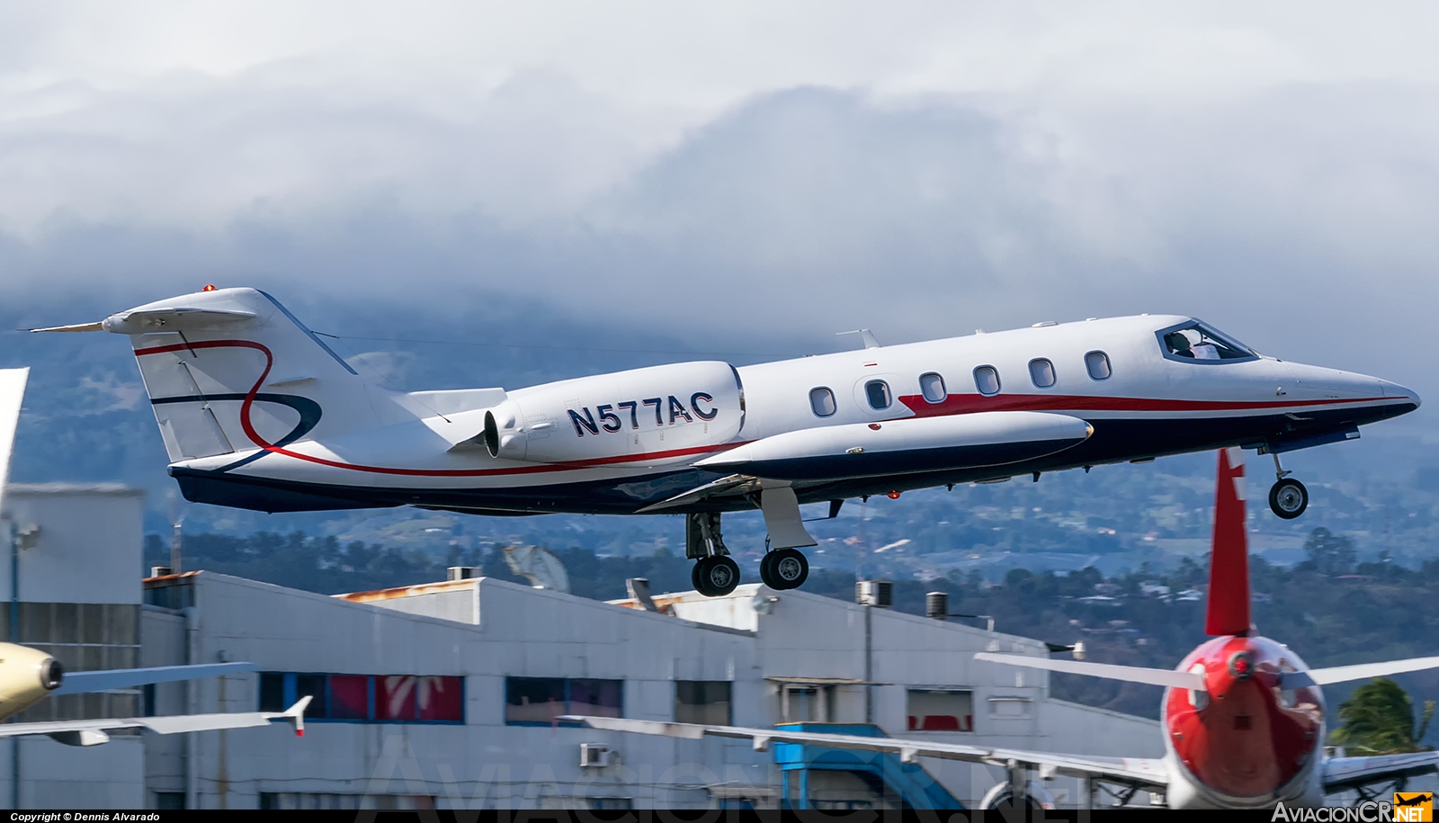 N577AC - Gates Learjet 35A - Privado