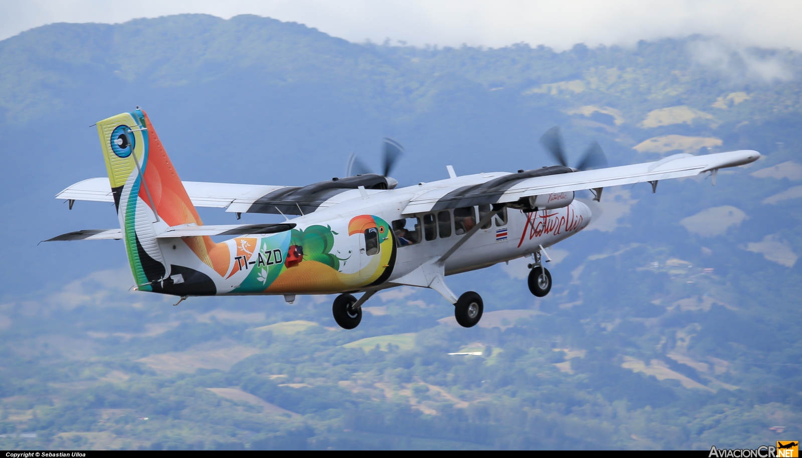 TI-AZD - De Havilland Canada DHC-6-300 Twin Otter - Nature Air