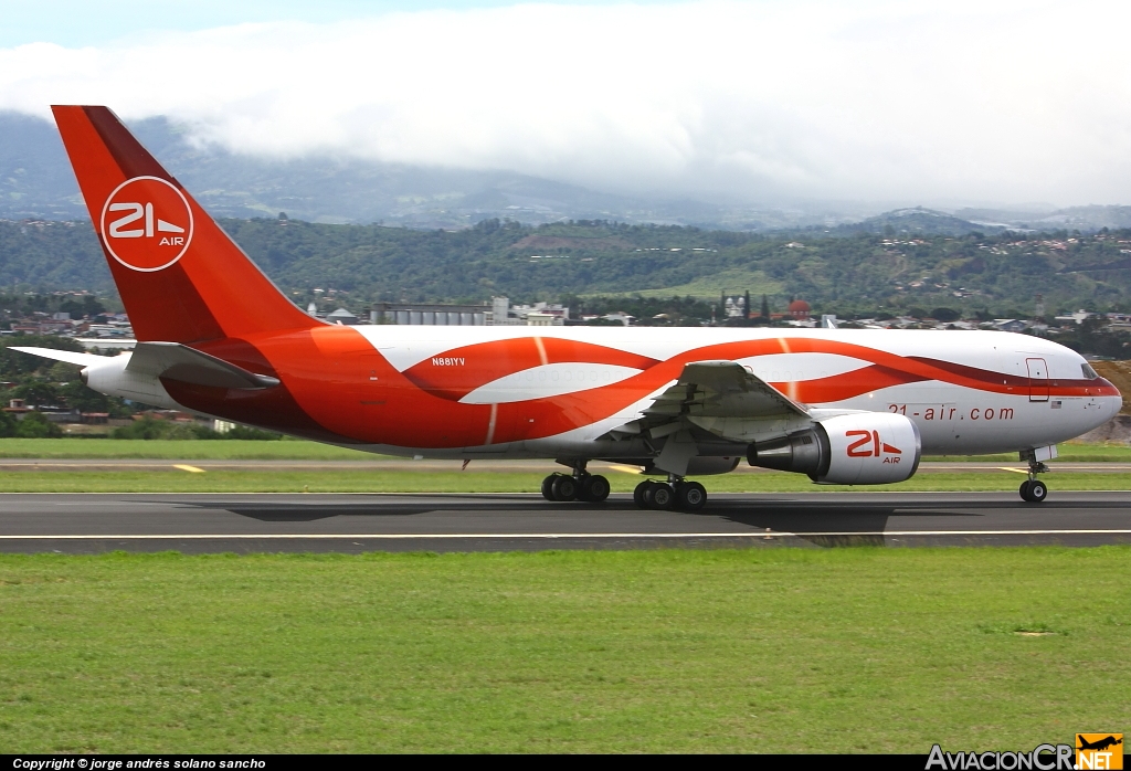 N881YV - Boeing 767-241/ER - 21 Air (Dynamic Aviation)