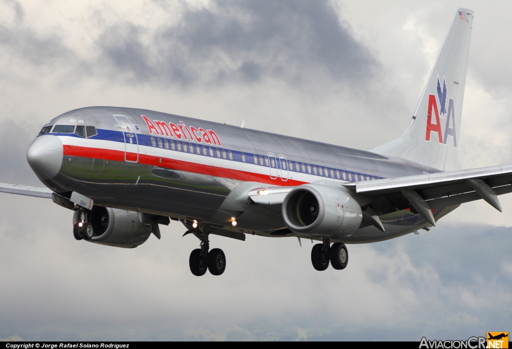 N908AN - Boeing 737-823 - American Airlines