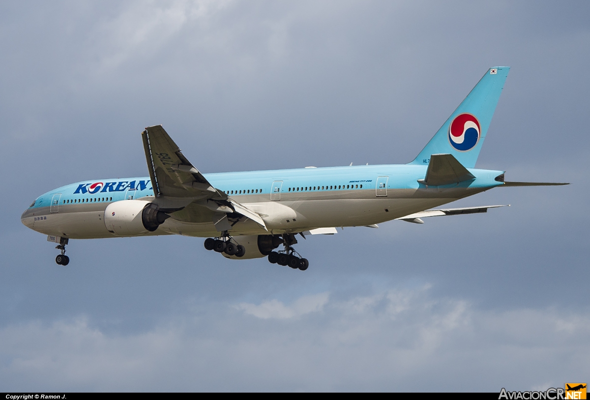 HL7765 - Boeing 777-2B5/ER - Korean Air