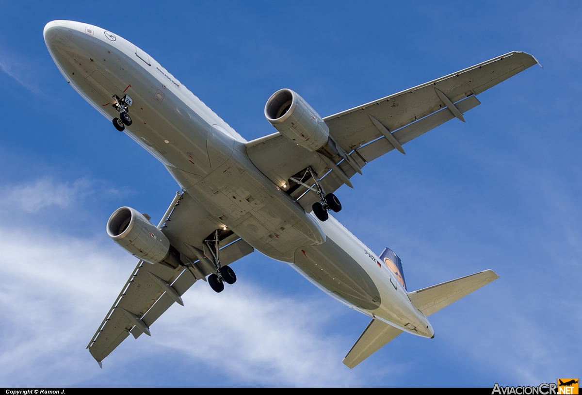 D-AIZK - Airbus A320-214 - Lufthansa