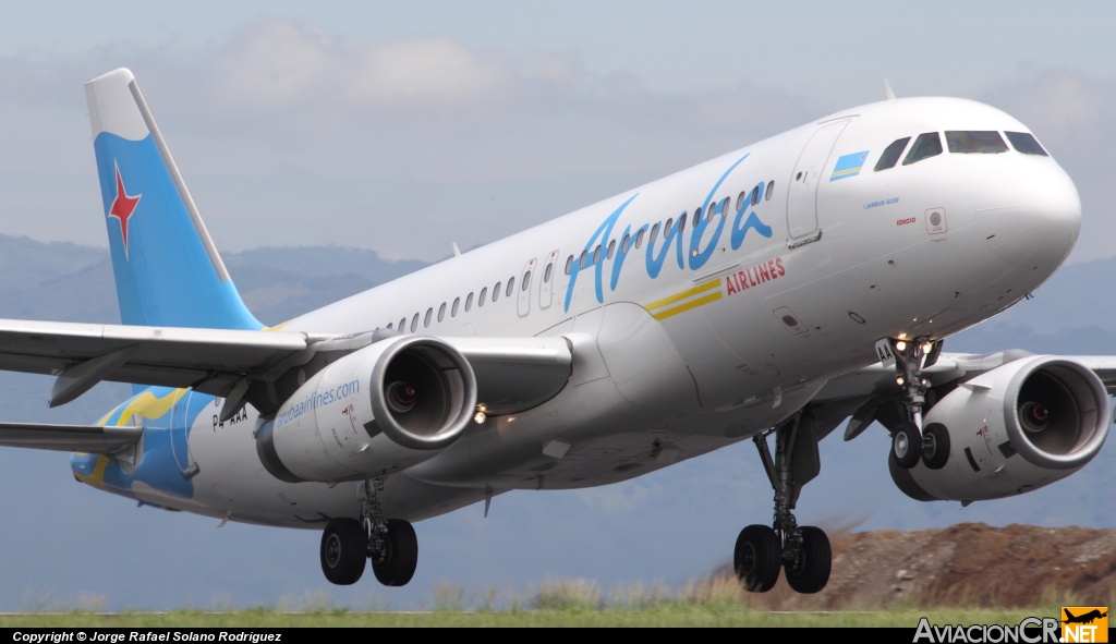 P4-AAA - Airbus A320-232 - Aruba Airlines