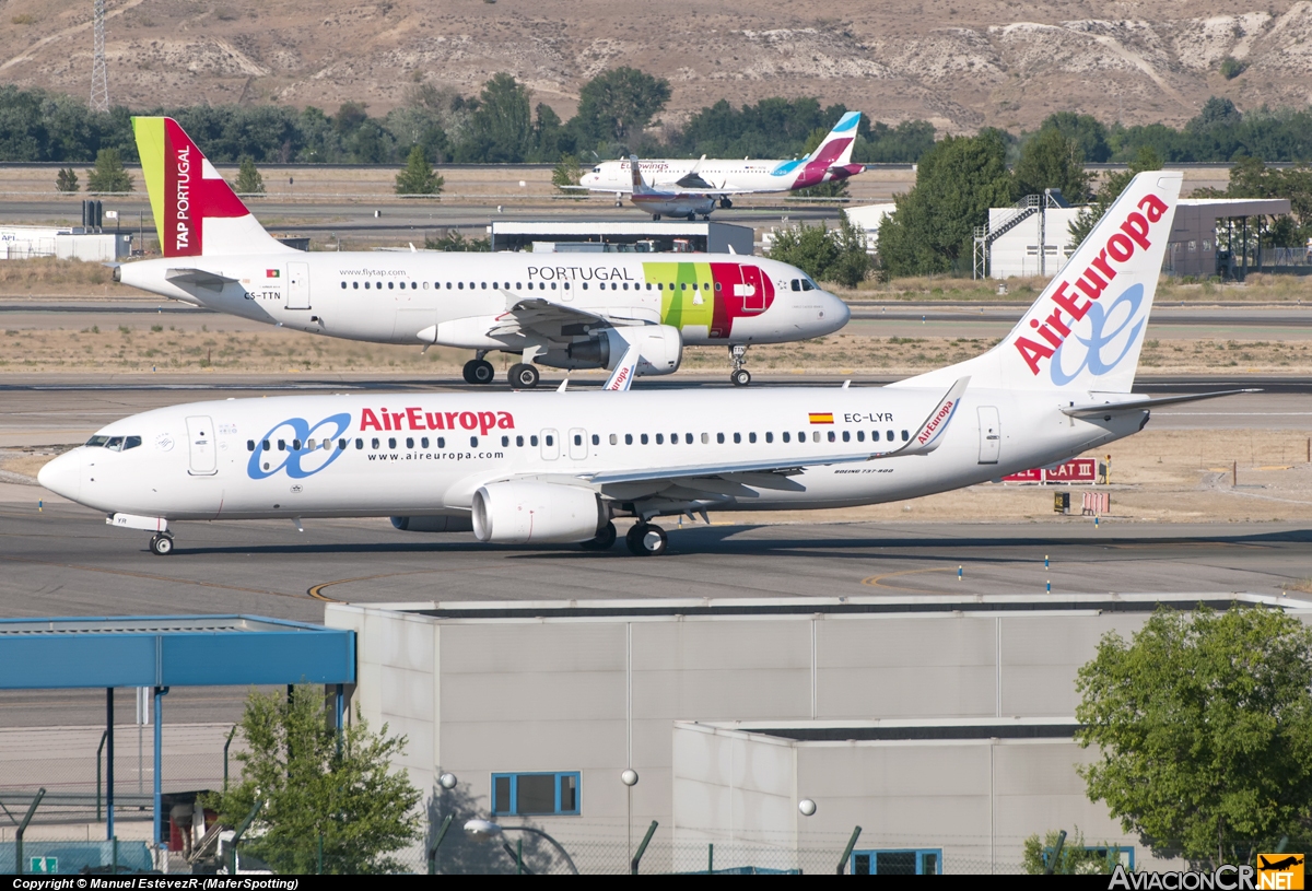 EC-LYR - Boeing 737-85P - Air Europa