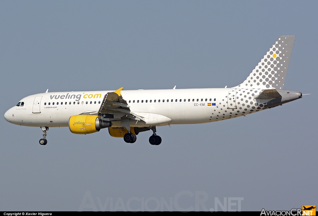 EC-KMI - Airbus A320-216 - Vueling