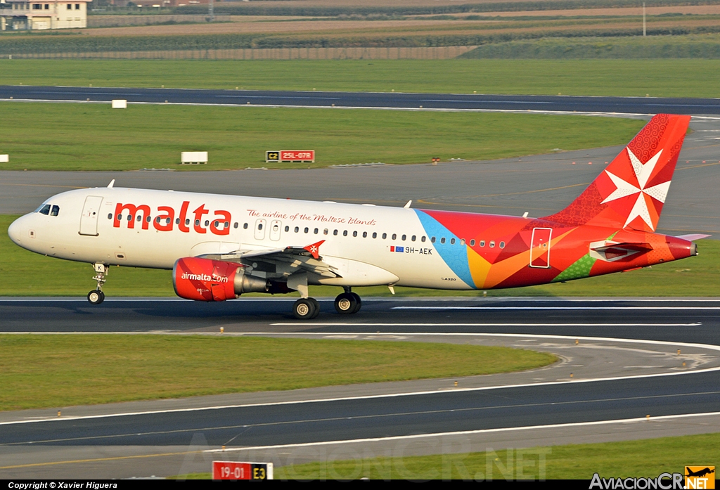 9H-AEK - Airbus A320-211 - Air Malta