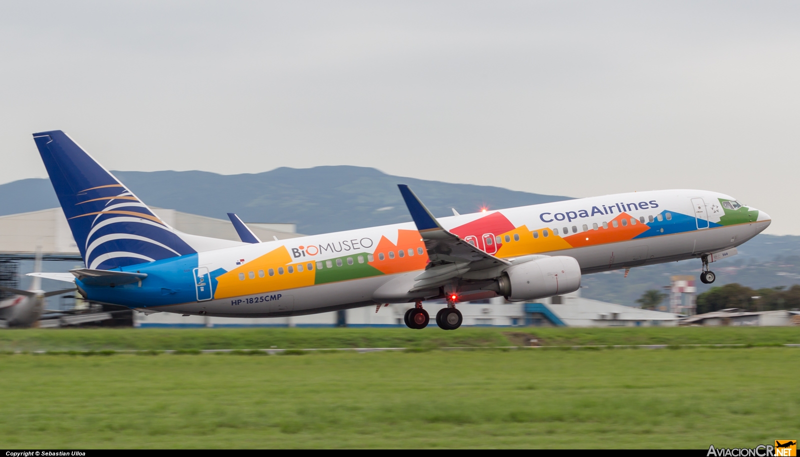 HP-1825CMP - Boeing 737-8V3 - Copa Airlines