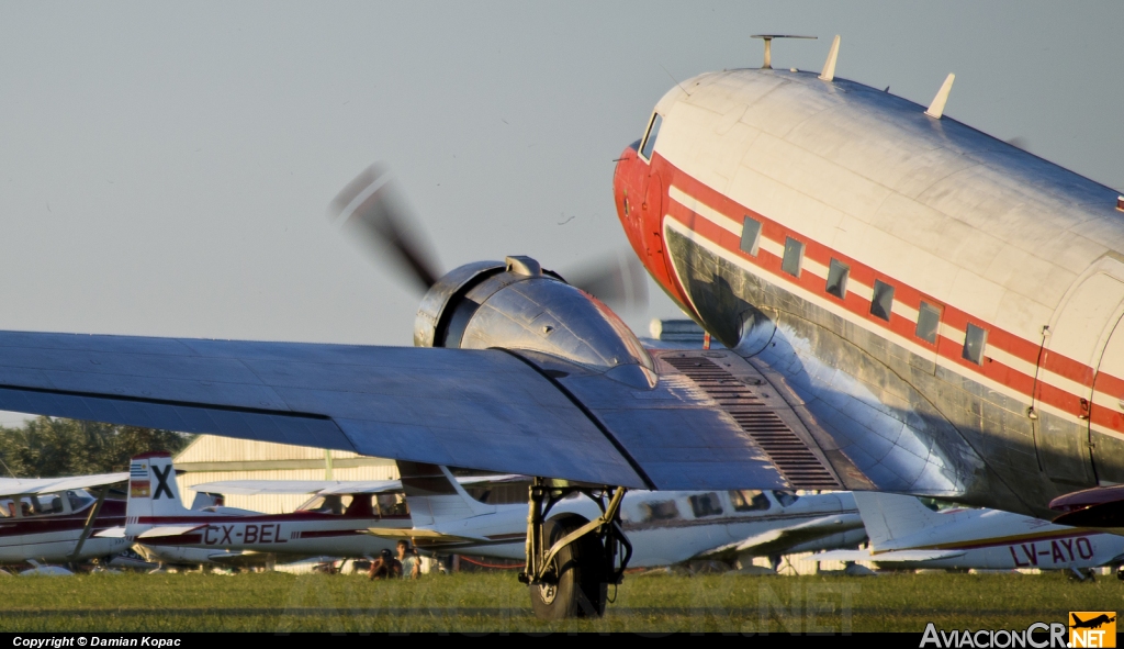 LV-BEH - Douglas DC-3 - Privado