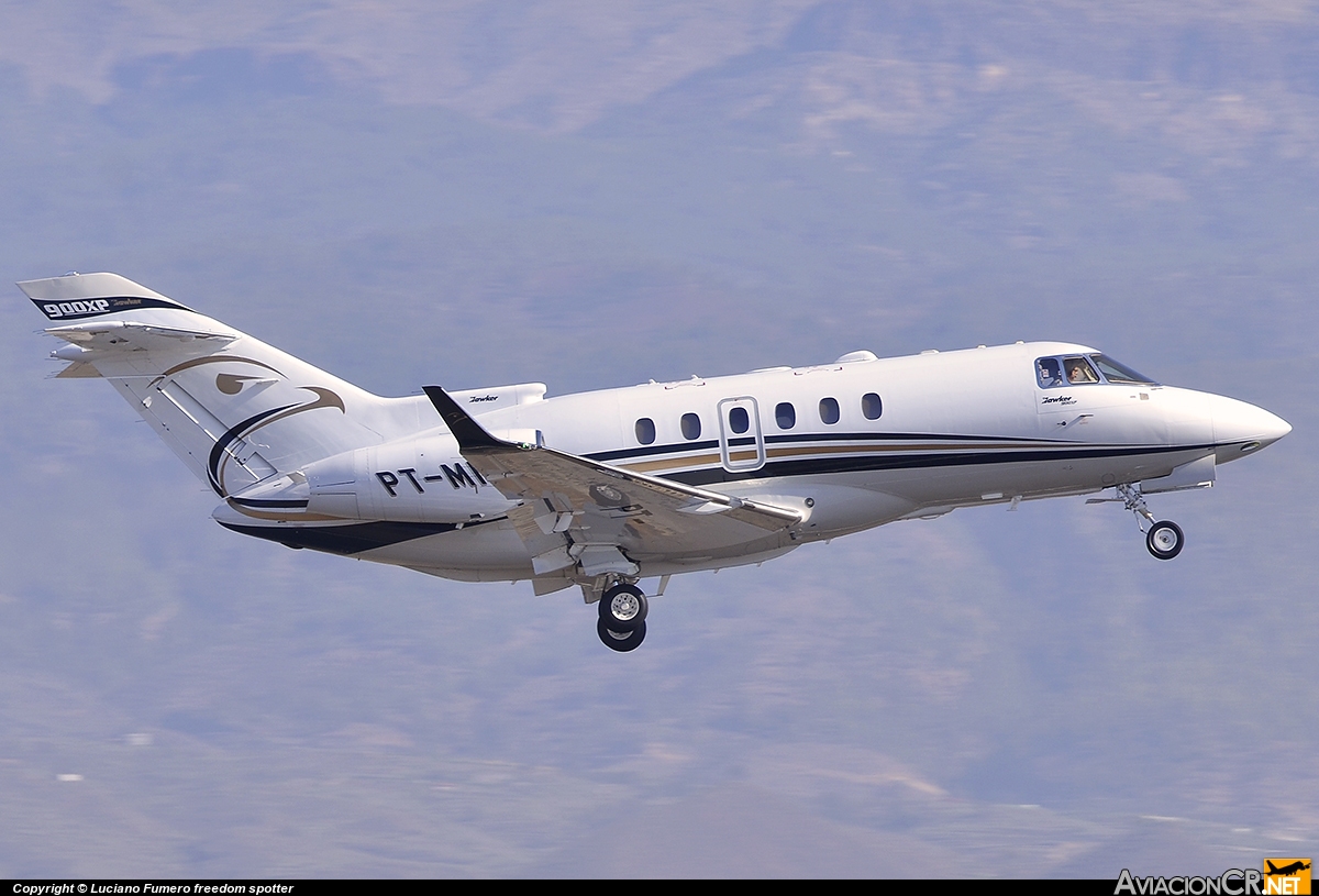PT-MIA - Hawker Beechcraft 900XP - Privado