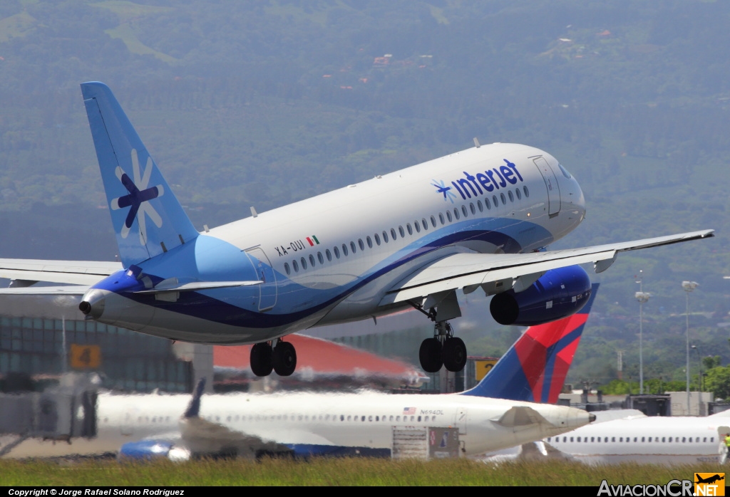 XA-OUI - Sukhoi Super Jet 100-95B - Interjet