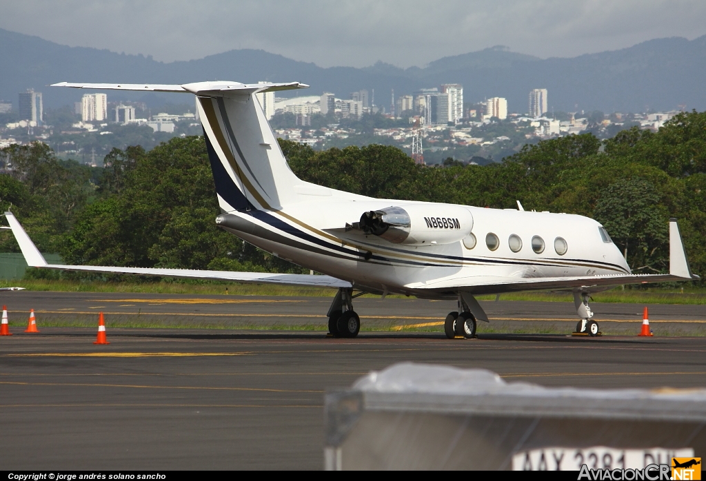 N868SM - Gulfstream American G-1159B Gulfstream II-B - Privado