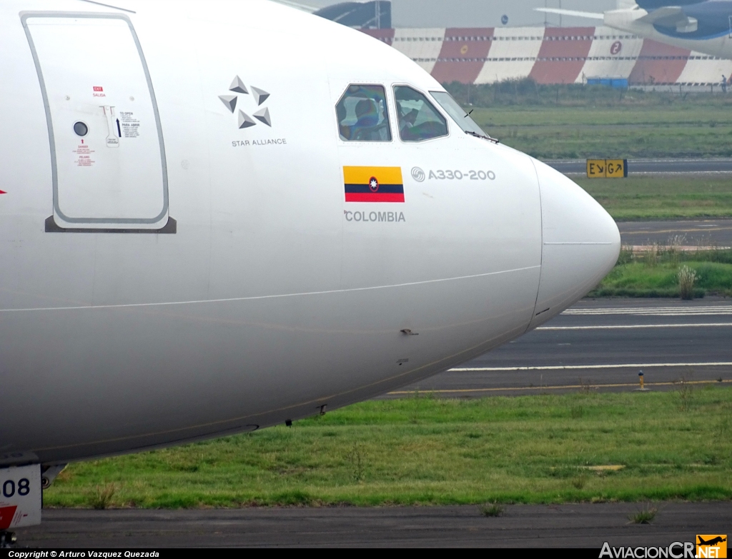 N508AV - Airbus A330-243 - Avianca