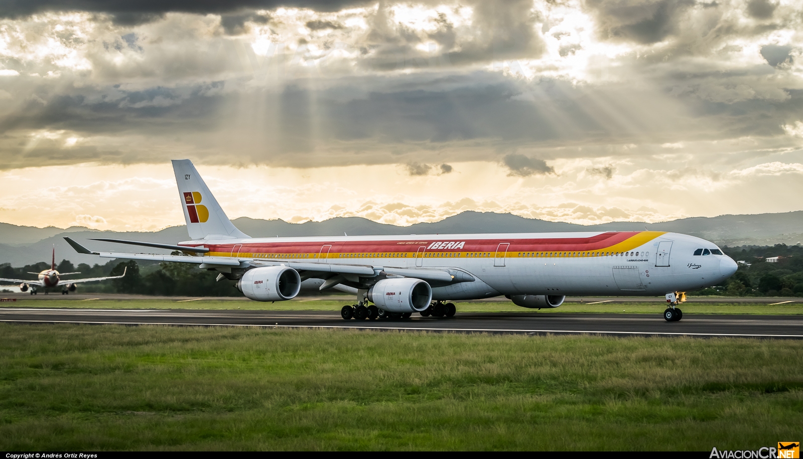 EC-IZY - Airbus A340-642 - Iberia