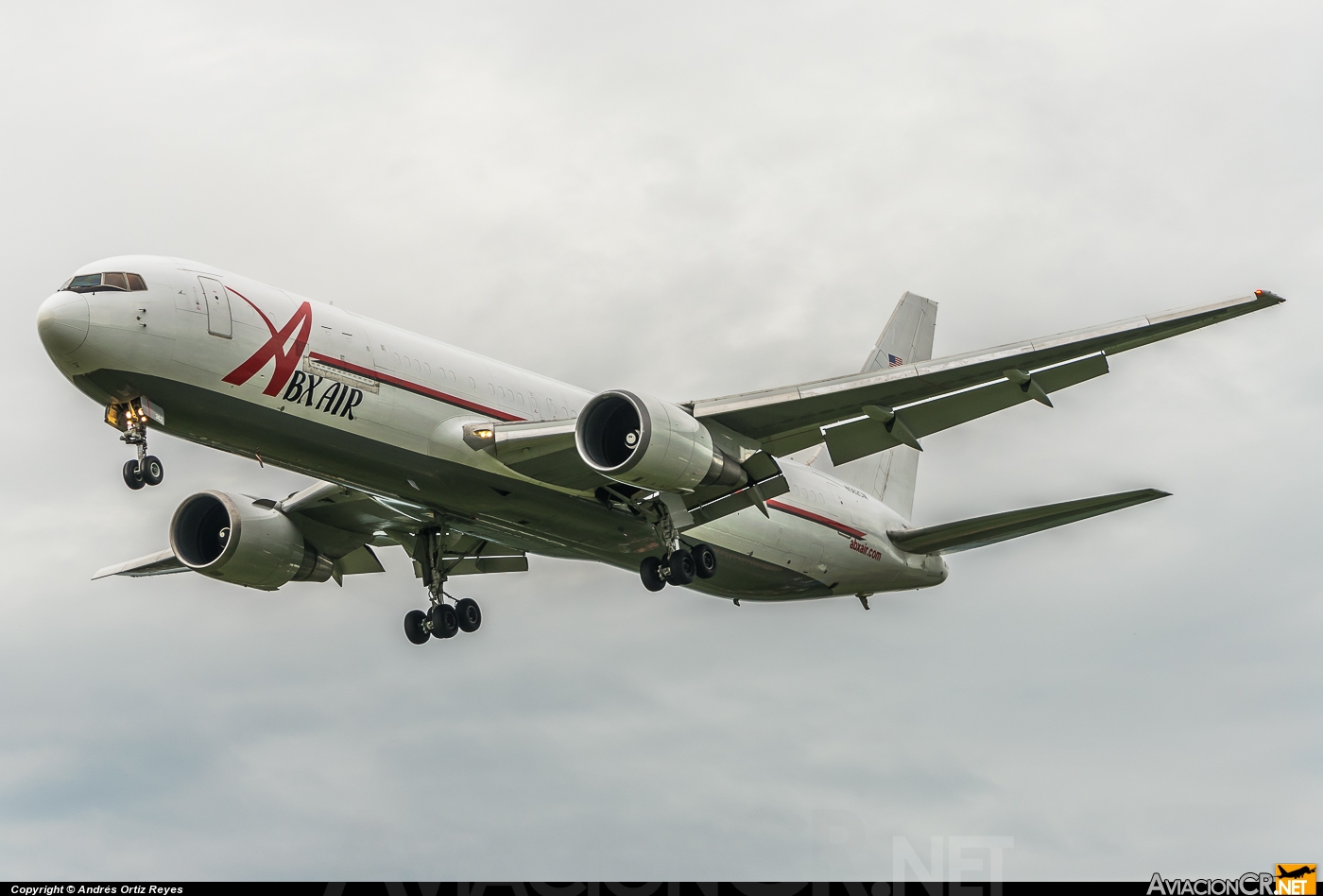 N362CM - Boeing 767-346 - ABX Air