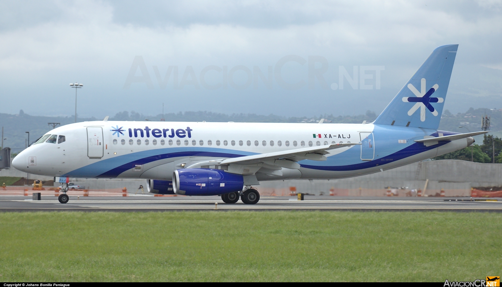 XA-ALJ - Sukhoi Superjet 100-95B - Interjet