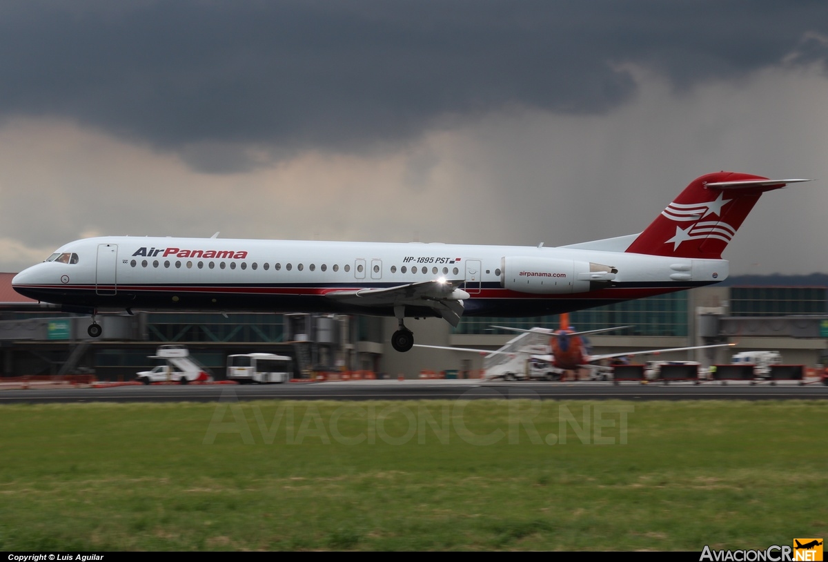 HP-1895PST - Fokker 100 - Air Panama