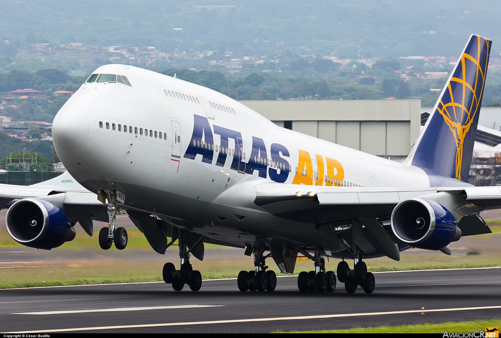N464MC - Boeing 747-446 - Atlas Air