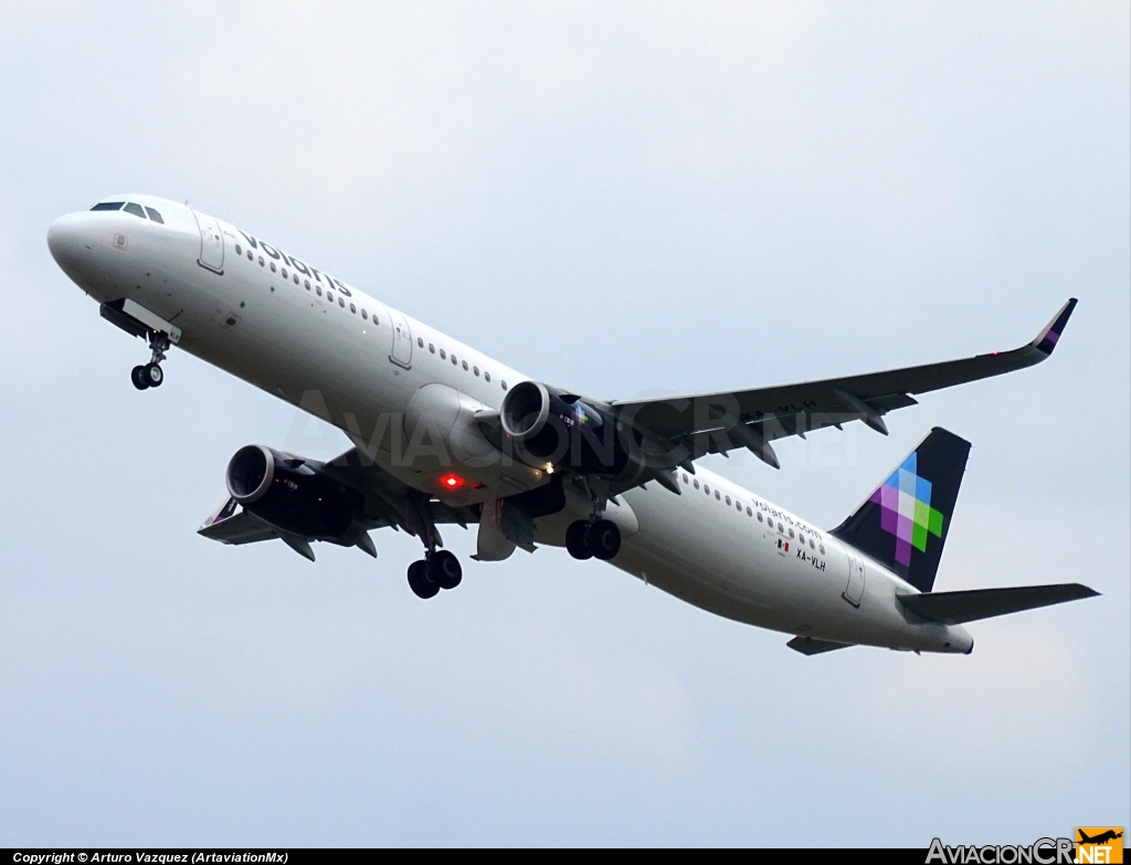 XA-VLH - Airbus A321-231 - Volaris