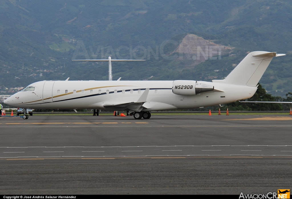 N529DB - Canadair CL-600-2B19 Challenger SE - Privado
