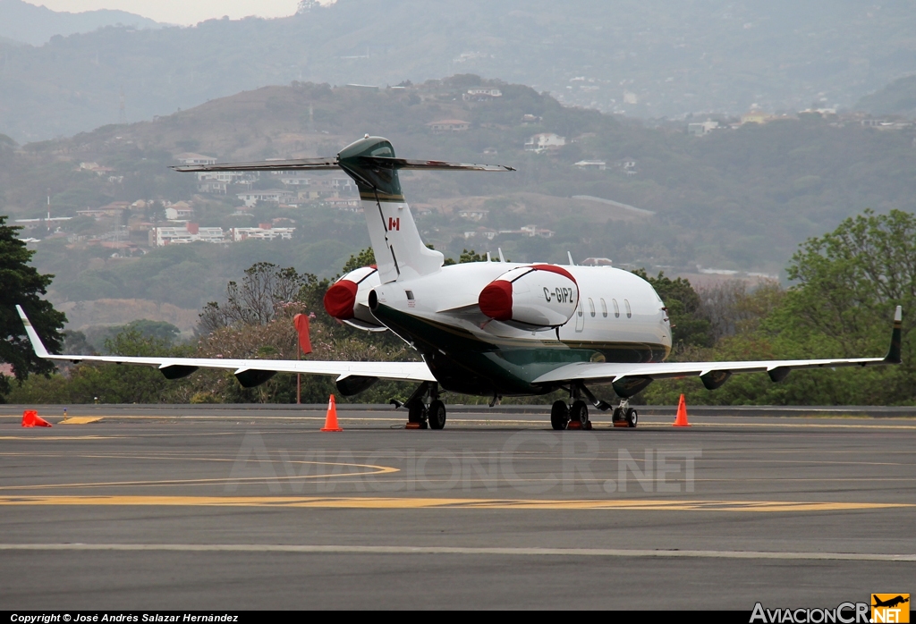 C-GIPZ - Bombardier BD-100-1A10 Challenger 300 - Privado