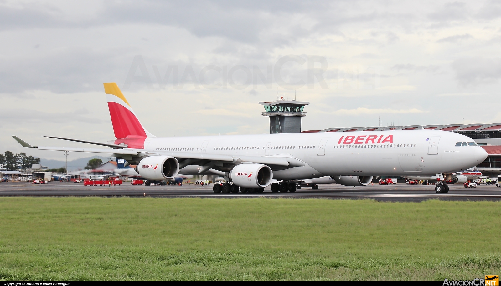 EC-LFS - Airbus A340-642 - Iberia
