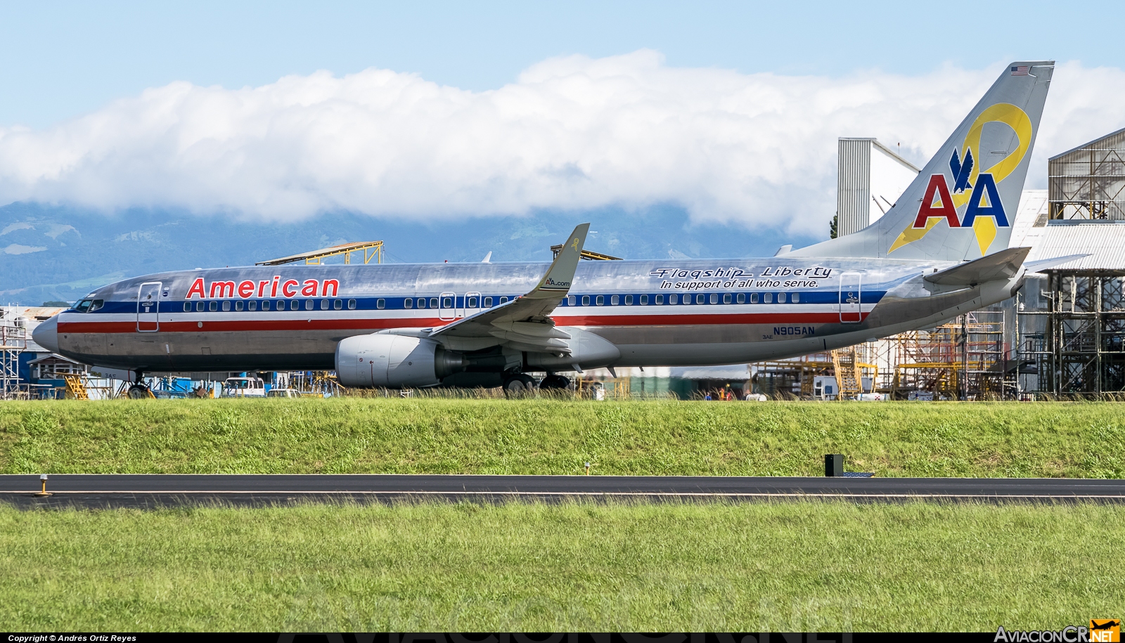 N905AN - Boeing 737-823 - American Airlines