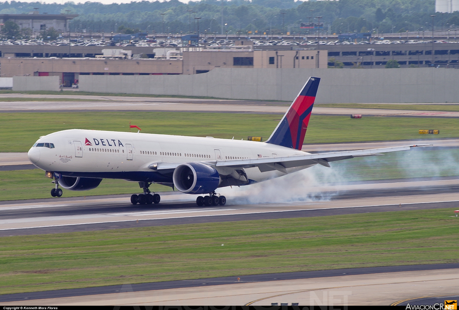 N708DN - Boeing 777-232(LR) - Delta Airlines