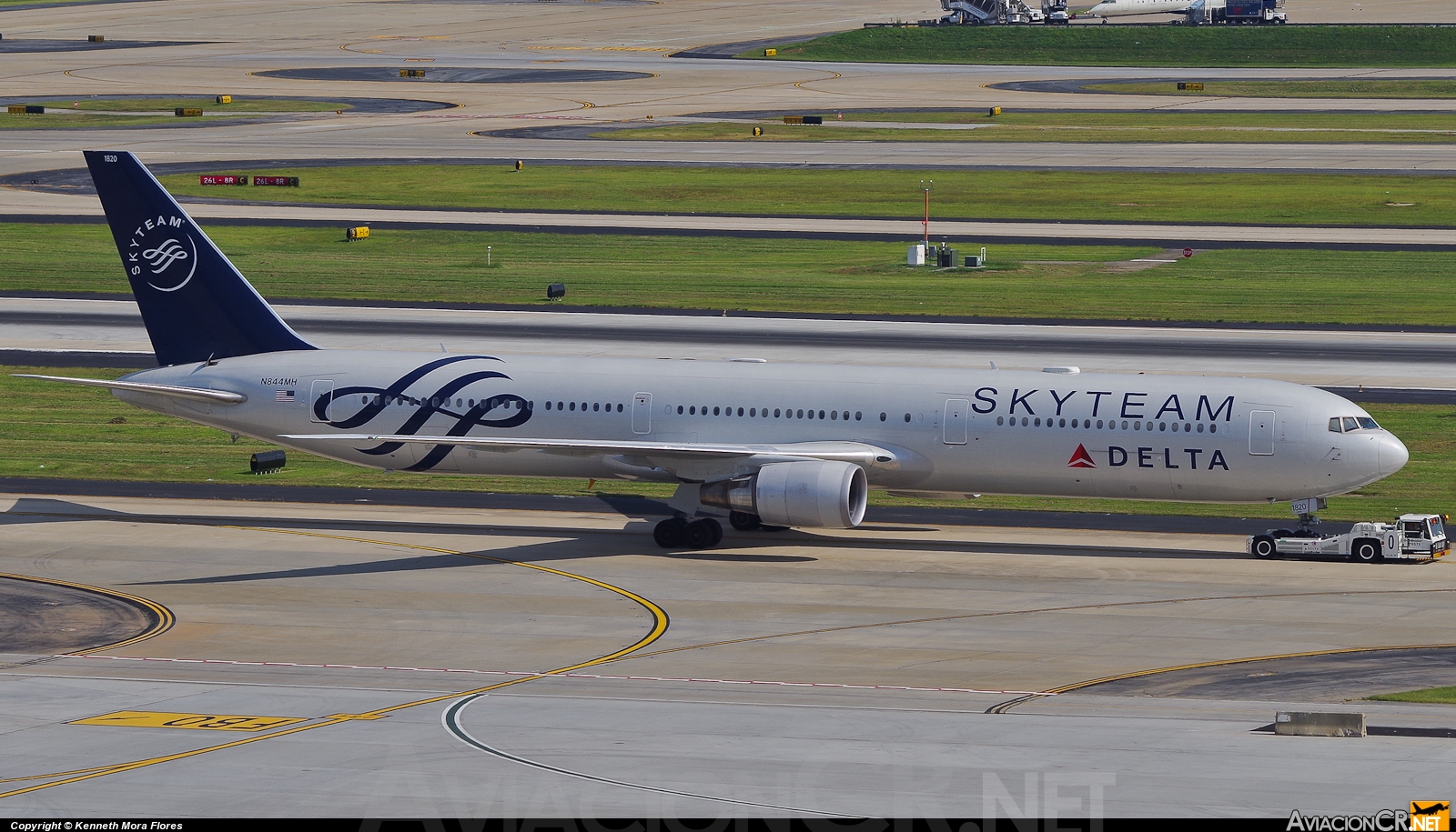 N844MH - Boeing 767-432/ER - Delta Airlines