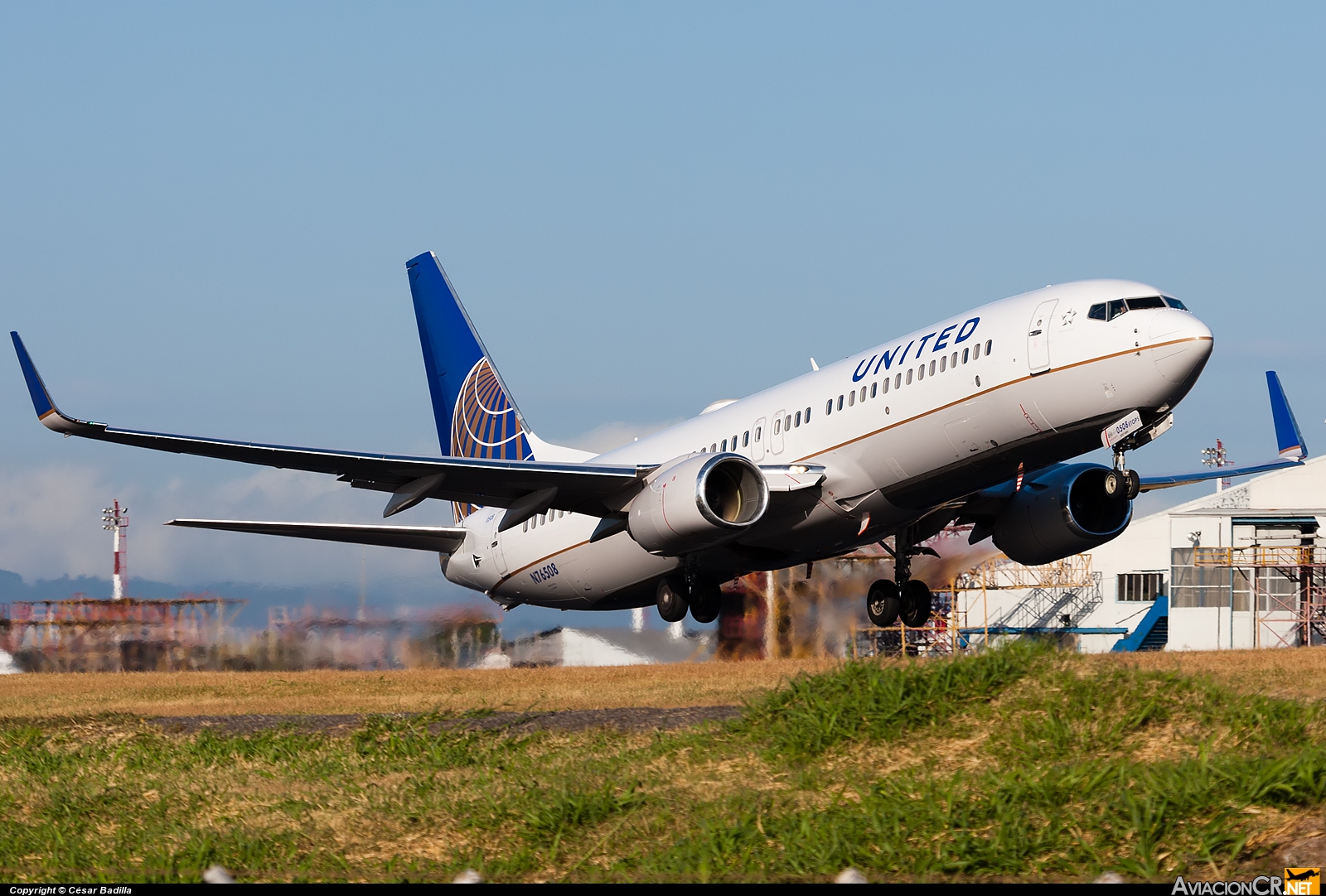 N76508 - Boeing 737-824 - United Airlines