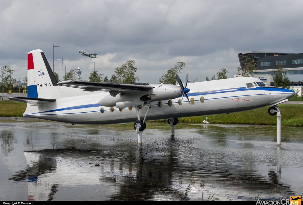 PH-NIV - Fokker F-27-500 Friendship - Privado