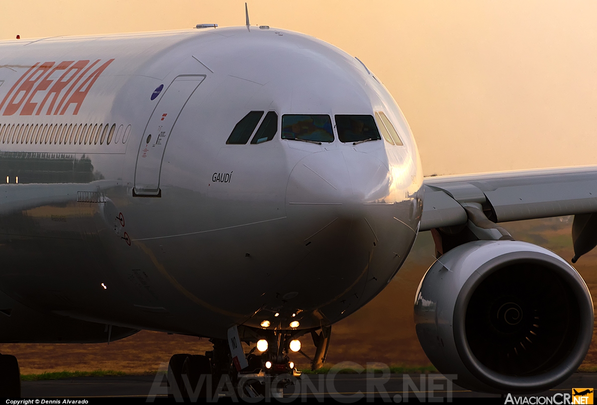 EC-INO - Airbus A340-642 - Iberia