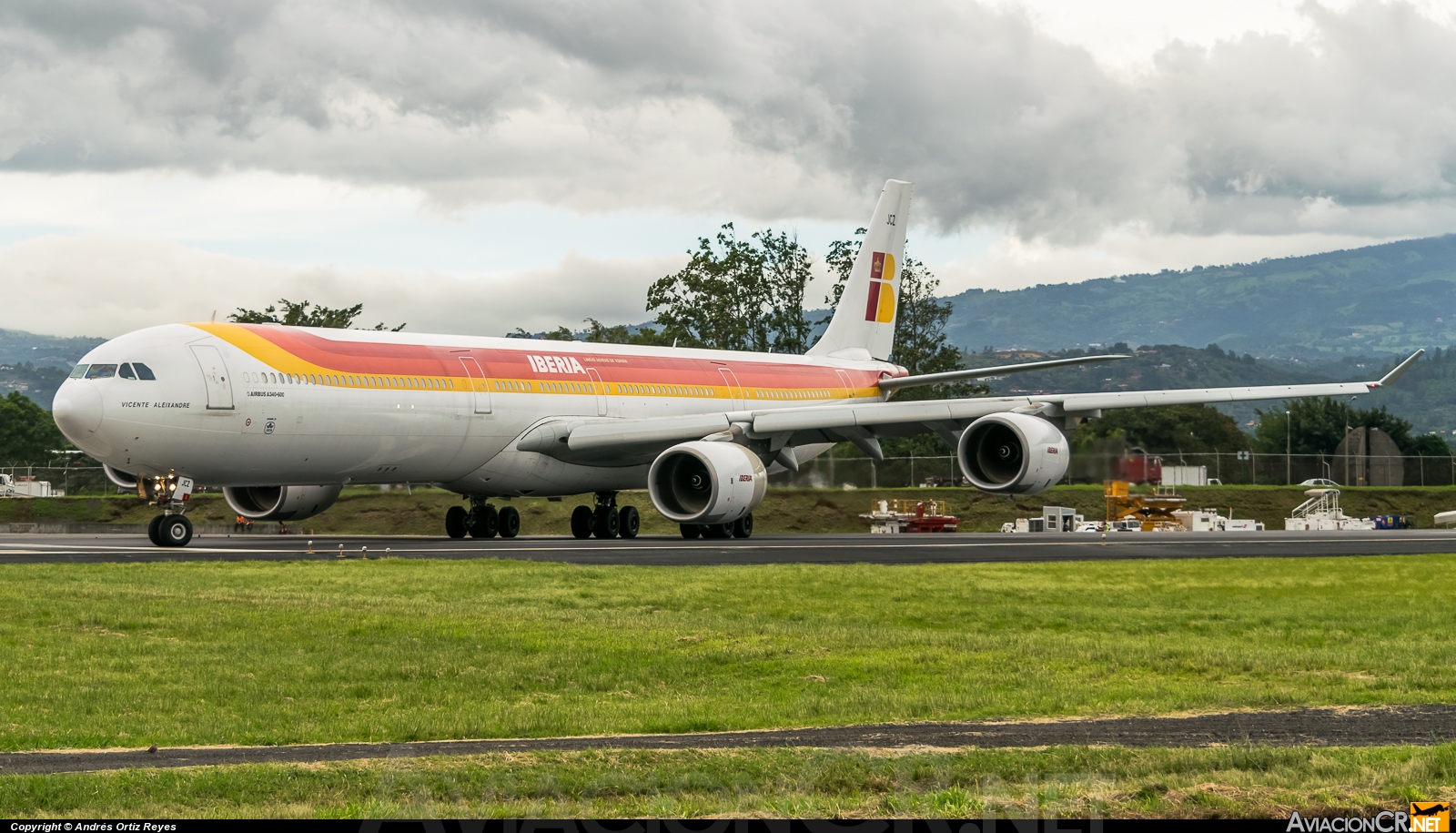 EC-JCZ - Airbus A340-642 - Iberia