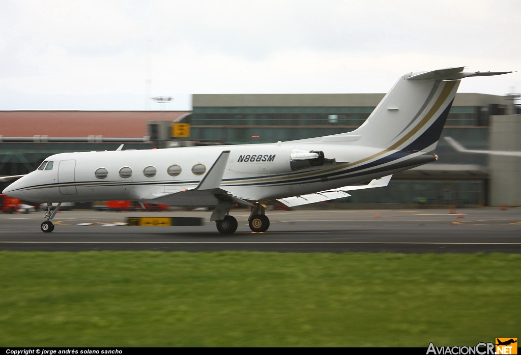 N605GN - Canadair CL-600-2B16 Challenger 605 - Privado