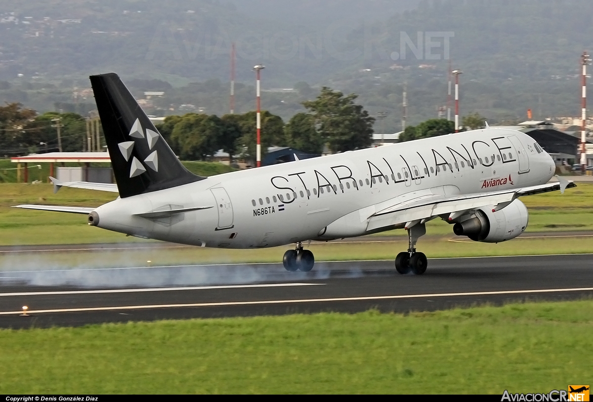 N686TA - Airbus A320-214 - Avianca