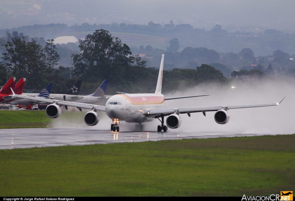 EC-IOB - Airbus A340-642 - Iberia