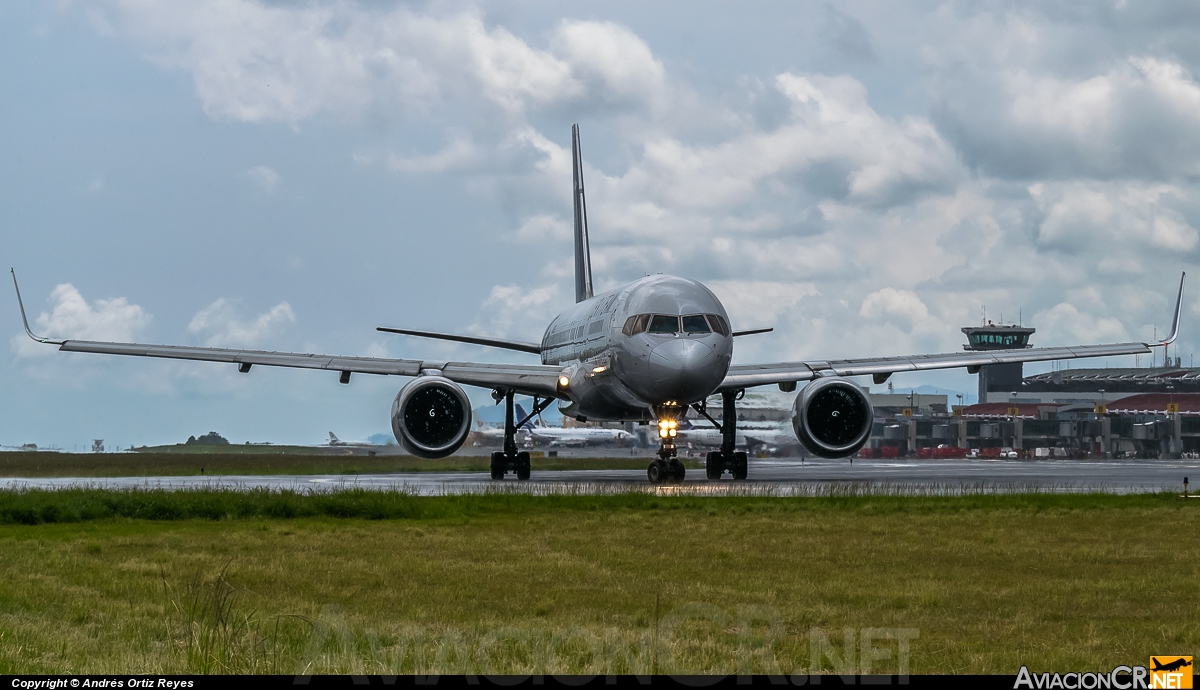 N659DL - Boeing 757-232 - Delta Air Lines