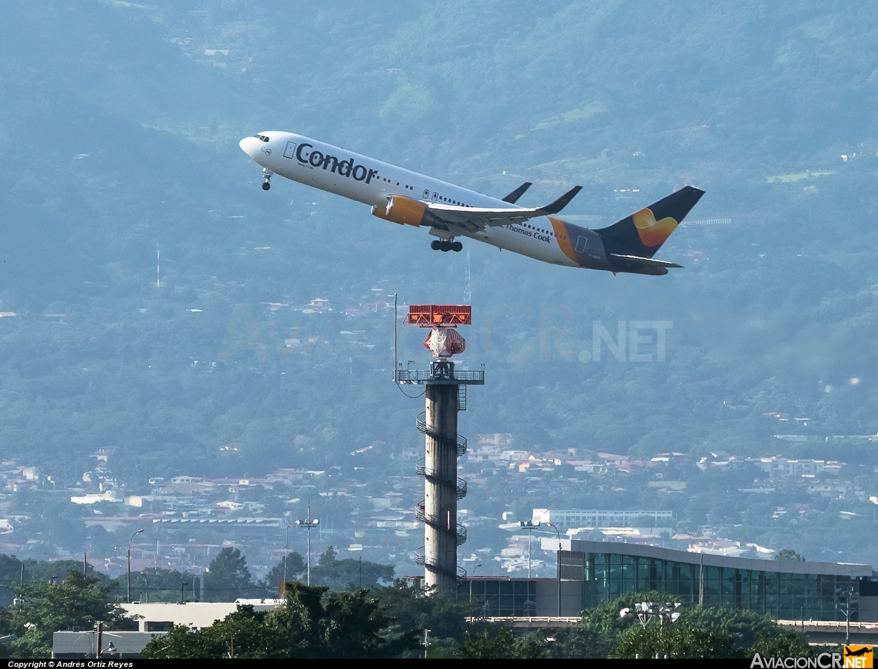 D-ABUS - Boeing 767-38E(ER) - Condor