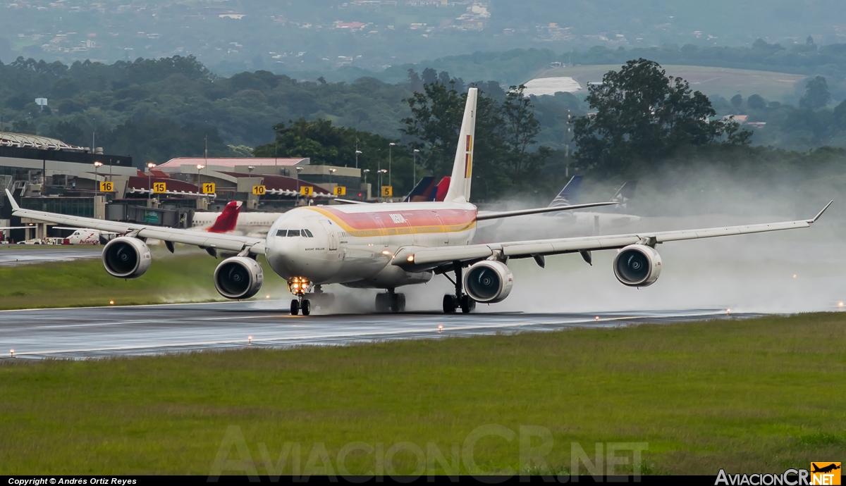 EC-IZX - Airbus A340-642 - Iberia