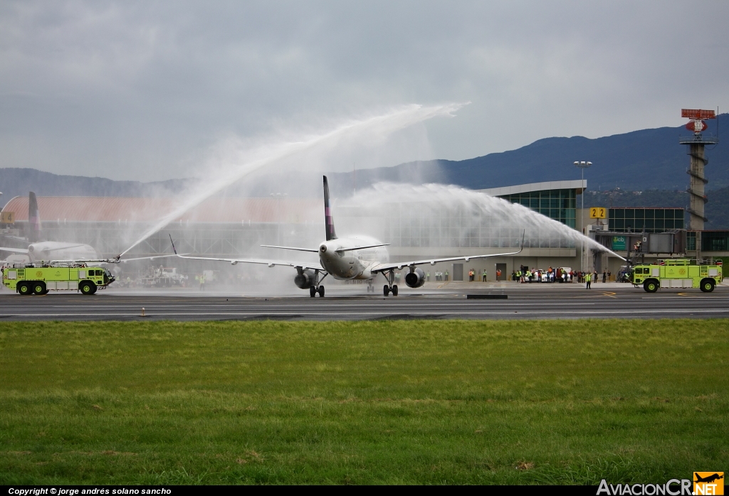 N526VL - Airbus A320-233 - Volaris