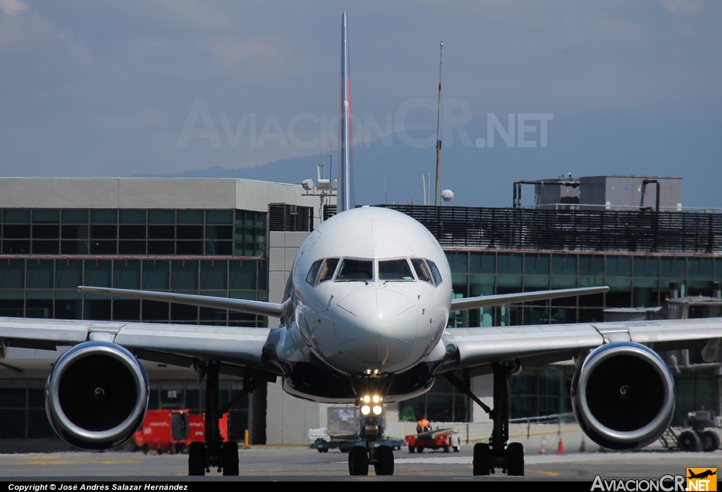 N6713Y - Boeing 757-232 - Delta Airlines
