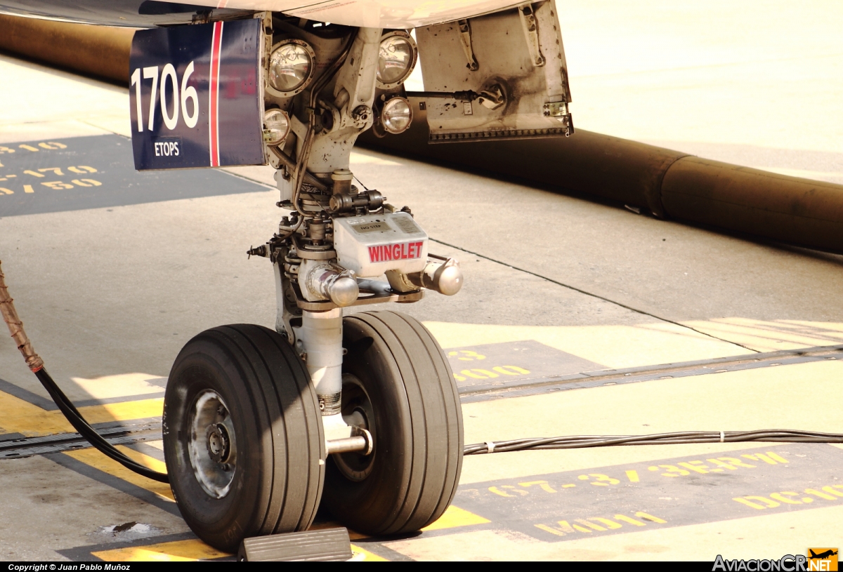 N176DZ - Boeing 767-332 - Delta Air Lines