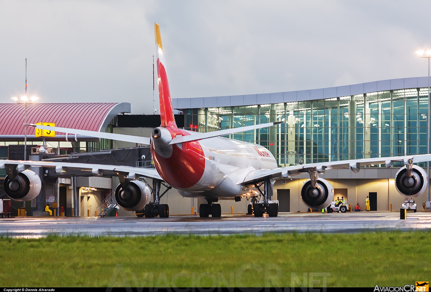 EC-LEV - Airbus A340-642 - Iberia